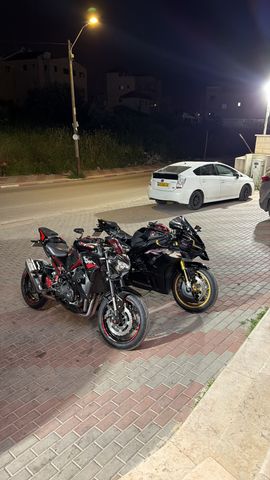 מודעת רכב קאוואסאקי Z900