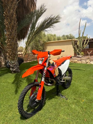 מודעת רכב KTM Enduro EXC 250