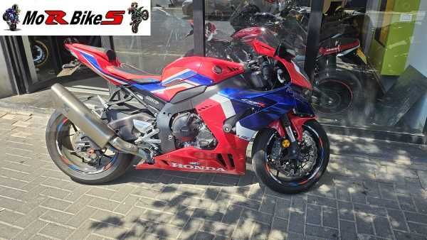 מודעת רכב הונדה CBR1000RR
