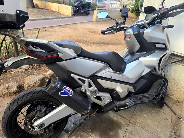 מודעת רכב הונדה X-ADV750