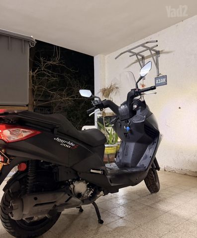 מודעת רכב סאן יאנג ג'וי רייד 200