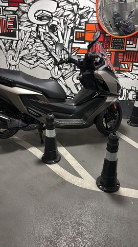 מודעת רכב קימקו דאון-טאון 350