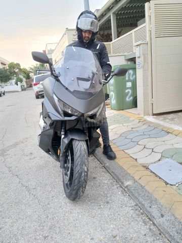 מודעת רכב הונדה FORZA750