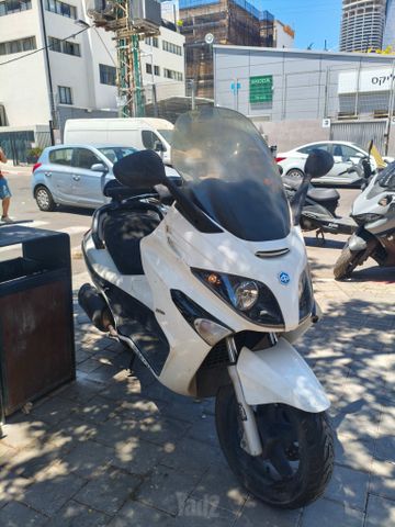 מודעת רכב פיאג'ו X-Evo 250