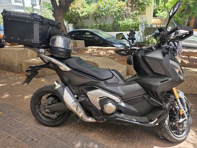 מודעת רכב הונדה X-ADV750
