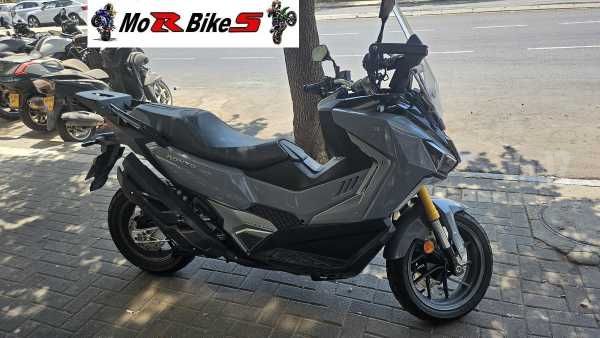 מודעת רכב סאן יאנג ADX400