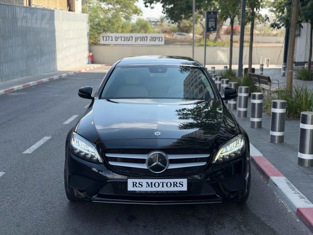 מודעת רכב מרצדס-בנץ C-class
