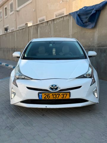 מודעת רכב טויוטה פריוס