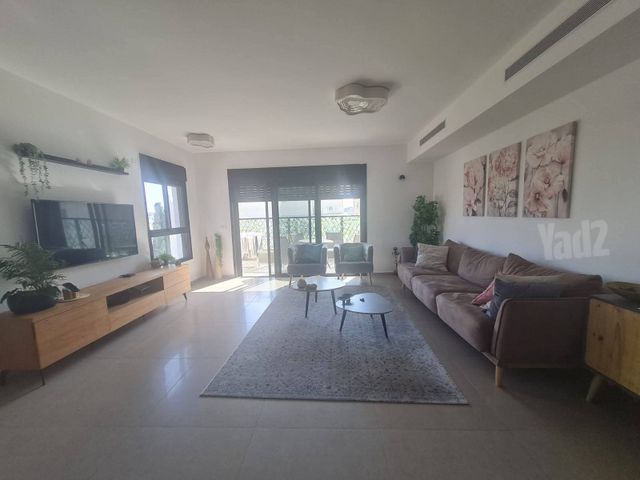 Rehovot, Israel 4
