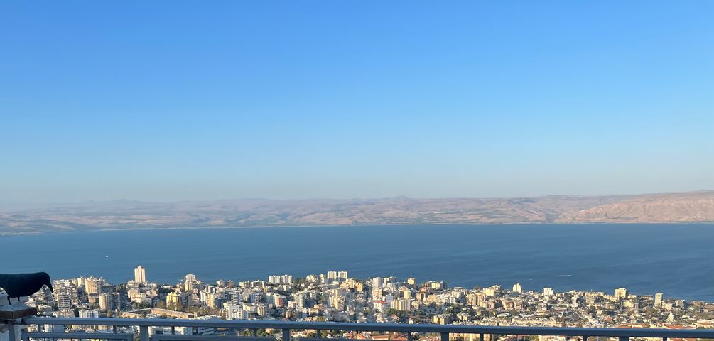דובדבן 52