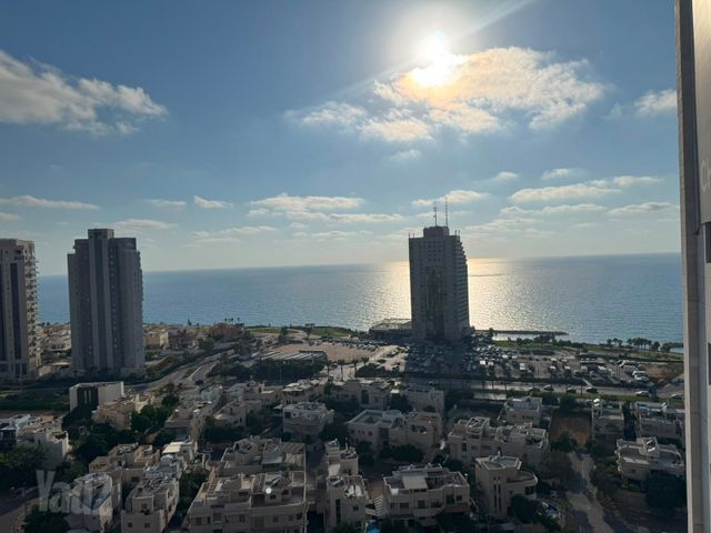 דר' ישראל בורגנסקי 4