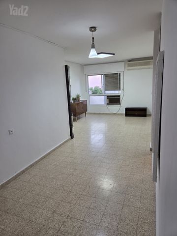 הקרן 28