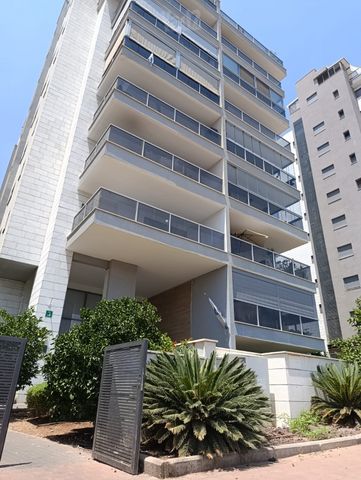 ספיר 