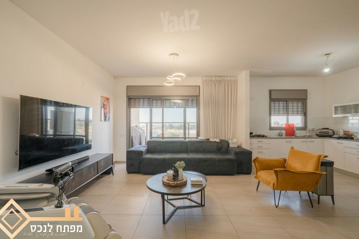 דירה, נווה שרון / שער העיר, נתיבות