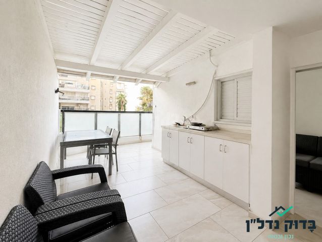 יהושע רבינוביץ 55