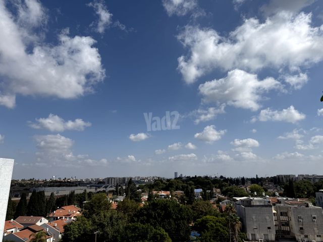 Herzliya, Israel 10