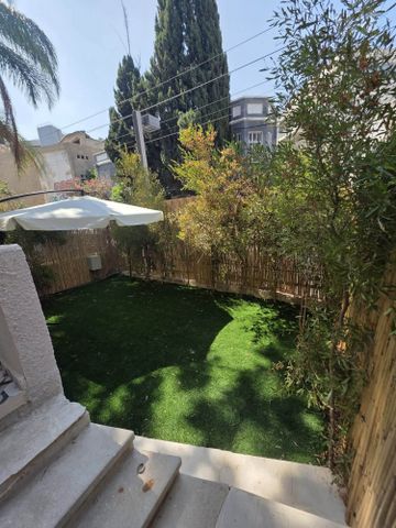 נחמני 
