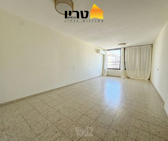 דירה