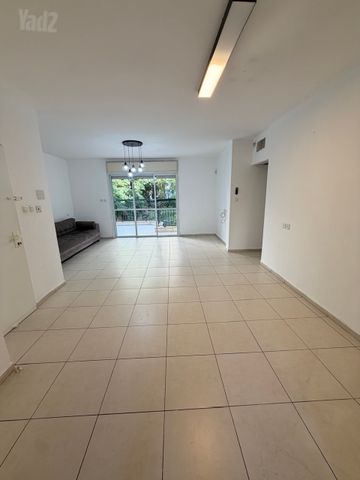 Petah Tikva, Israel 5
