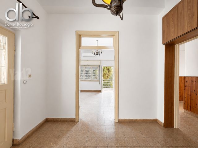 דירה להשכרה בירושלים (תיווך) — 2