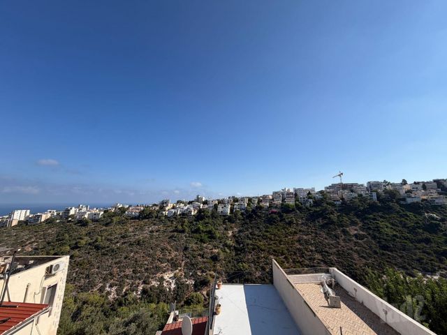כבירים 72