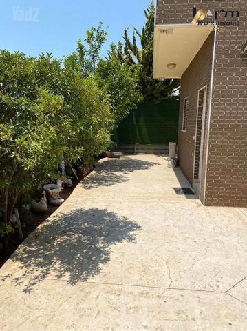 Herzliya, Israel 7