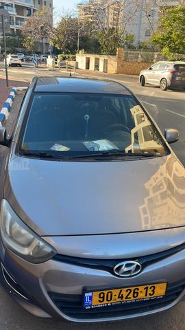 מודעת רכב יונדאי i20