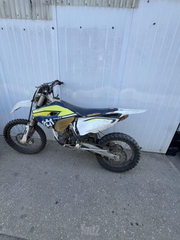 מודעת רכב הוסקוורנה FE250