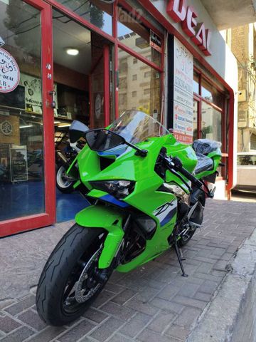 מודעת רכב קאוואסאקי ZX-6R