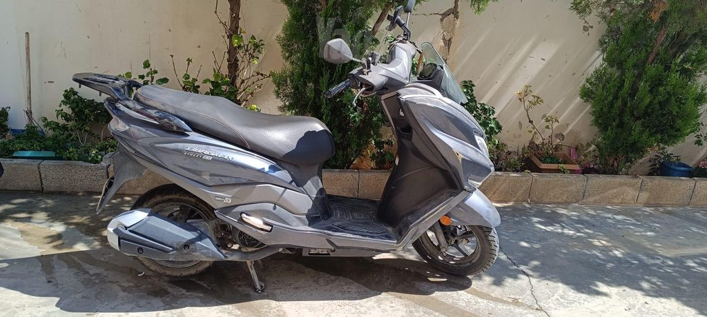 מודעת רכב סוזוקי בורגמן 125