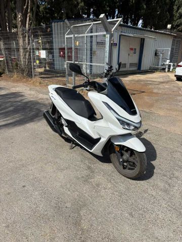 מודעת רכב הונדה PCX 125