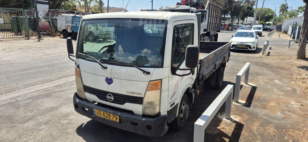 מודעת רכב ניסאן