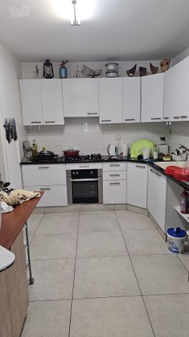 זכרון יעקב 24