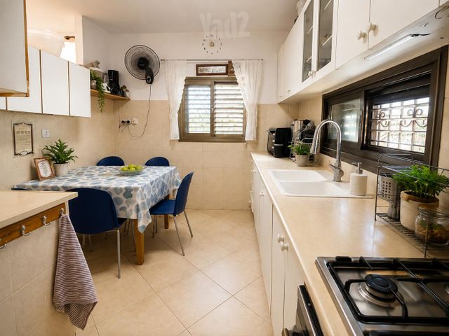 Rehovot, Israel 2