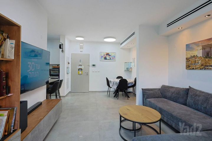 Petah Tikva, Israel 3