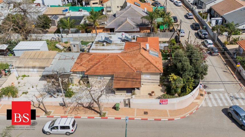 דו משפחתי, נאות גנים, נתניה