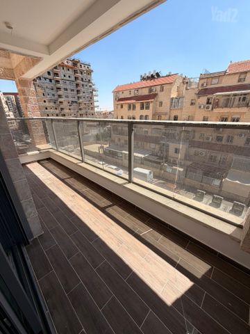 דירה להשכרה בירושלים (תיווך) — 4