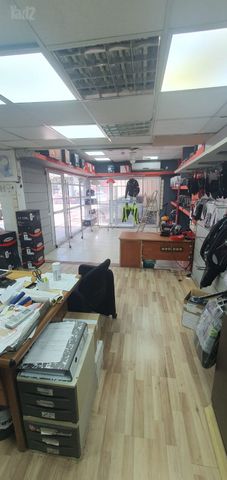 חנויות/ שטח מסחרי, מונטיפיורי, הרכבת, תל אביב יפו