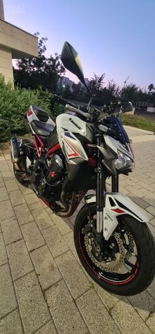 מודעת רכב קאוואסאקי Z900