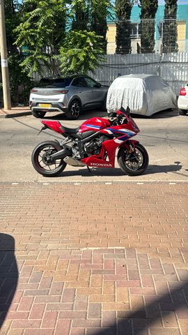 מודעת רכב הונדה CBR650R