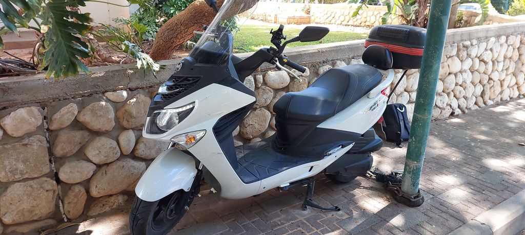 מודעת רכב סאן יאנג ג'וי רייד 125