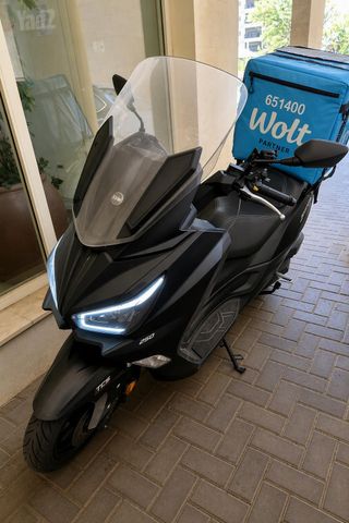 מודעת רכב סאן יאנג ג'וי-מקס Z-250