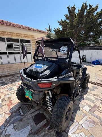 מודעת רכב פולריס