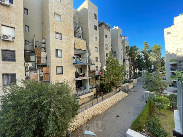 דירה למכירה בירושלים — 4