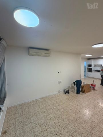 Tel Aviv-Yafo, Israel 10