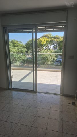 דרך משה דיין 10