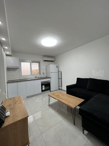 דרך מצדה 250