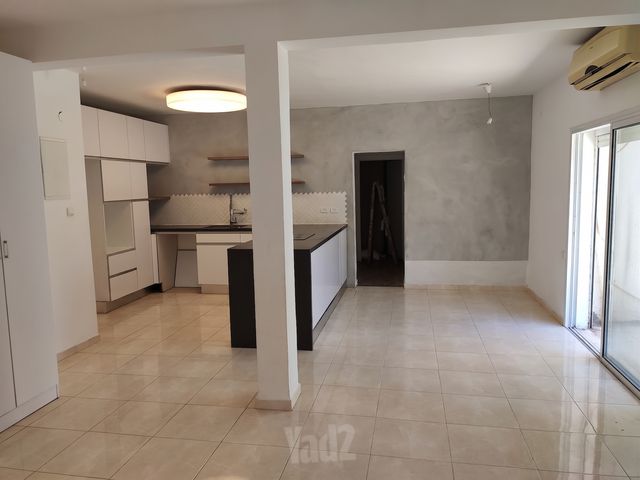 שירת גאולים 26