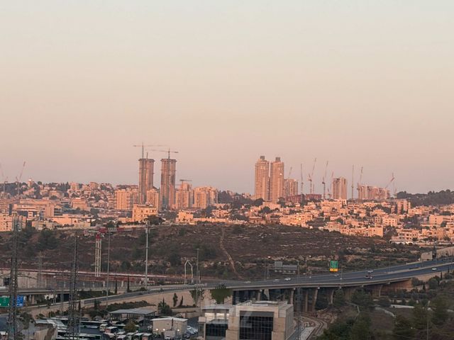 אברהם כחילה 24