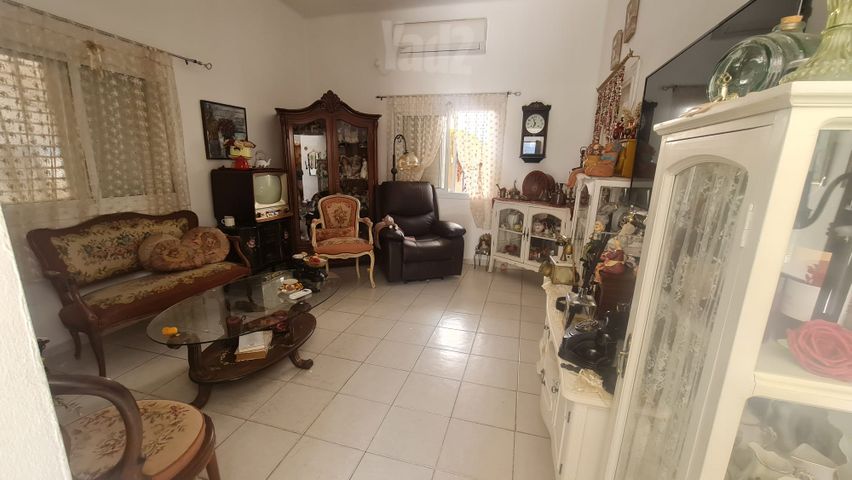 משה שרת 27